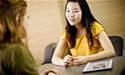 KHI NÓI IELTS ĐỪNG NÊN CƯỜI THÂN MẬT